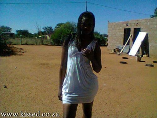 10592081_1434445350177860_2000690618_n