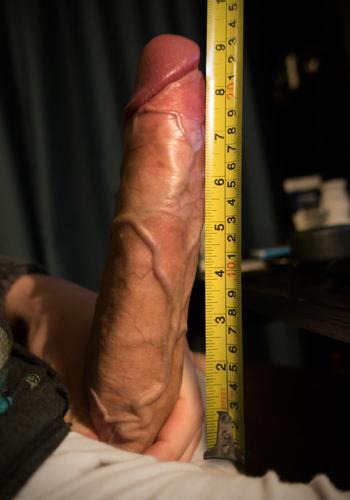 BD-THICK-VEINY-TAPE-MEASURE-WANNA
