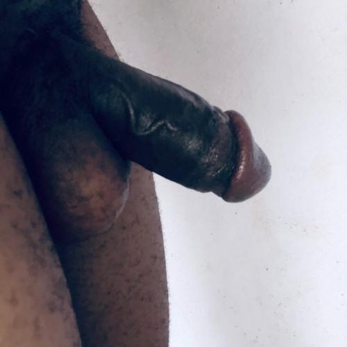 EBEA285A-9E36-438F-8107-13E449FF5440