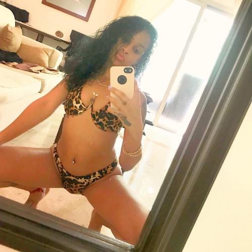 F1A2ADB5-5837-4B49-A6BB-5F81F194E316