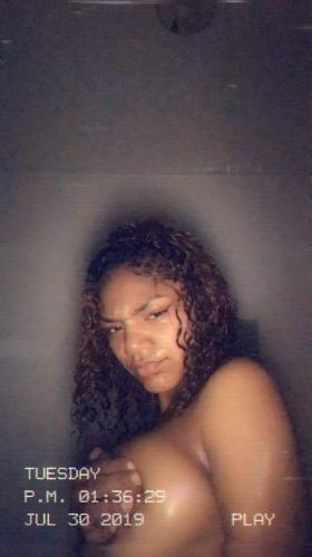 F9505D9E-55A4-4BE9-A90F-1D1A19F5C858