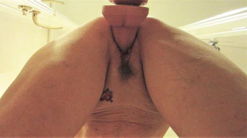 HotMalene Dogging A Giant Dildo (6)