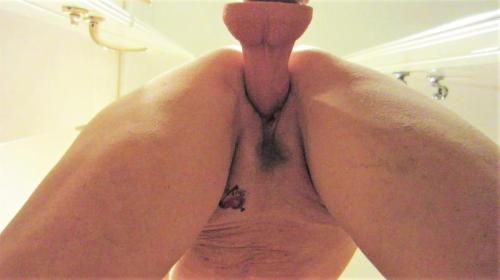 HotMalene Dogging A Giant Dildo (5)