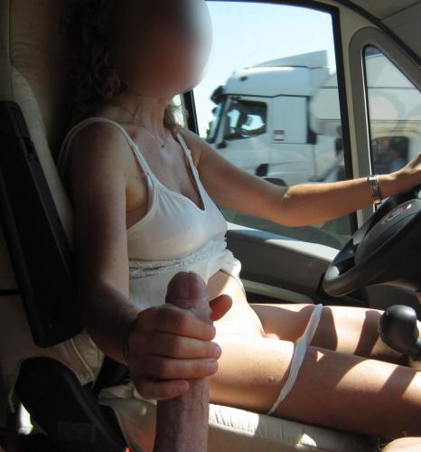 HotMalene gives me a handjob with cumshot while driving (5)