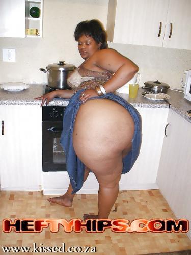 African huge hip booty