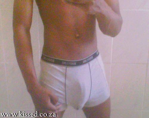 8d176e9e6bec64d2a53c26d038d8aaa9