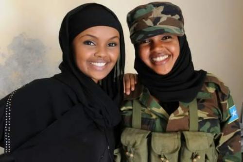 Somali Twins