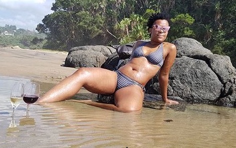 Zodwa Chilling 1
